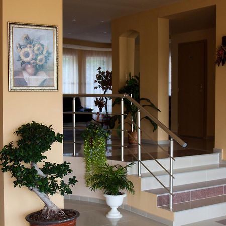 Family Hotel Mimosa Tsarevo Εξωτερικό φωτογραφία