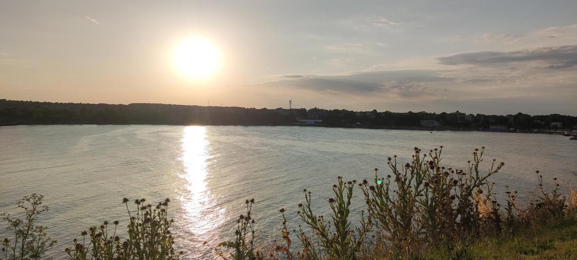 Family Hotel Mimosa Tsarevo Εξωτερικό φωτογραφία