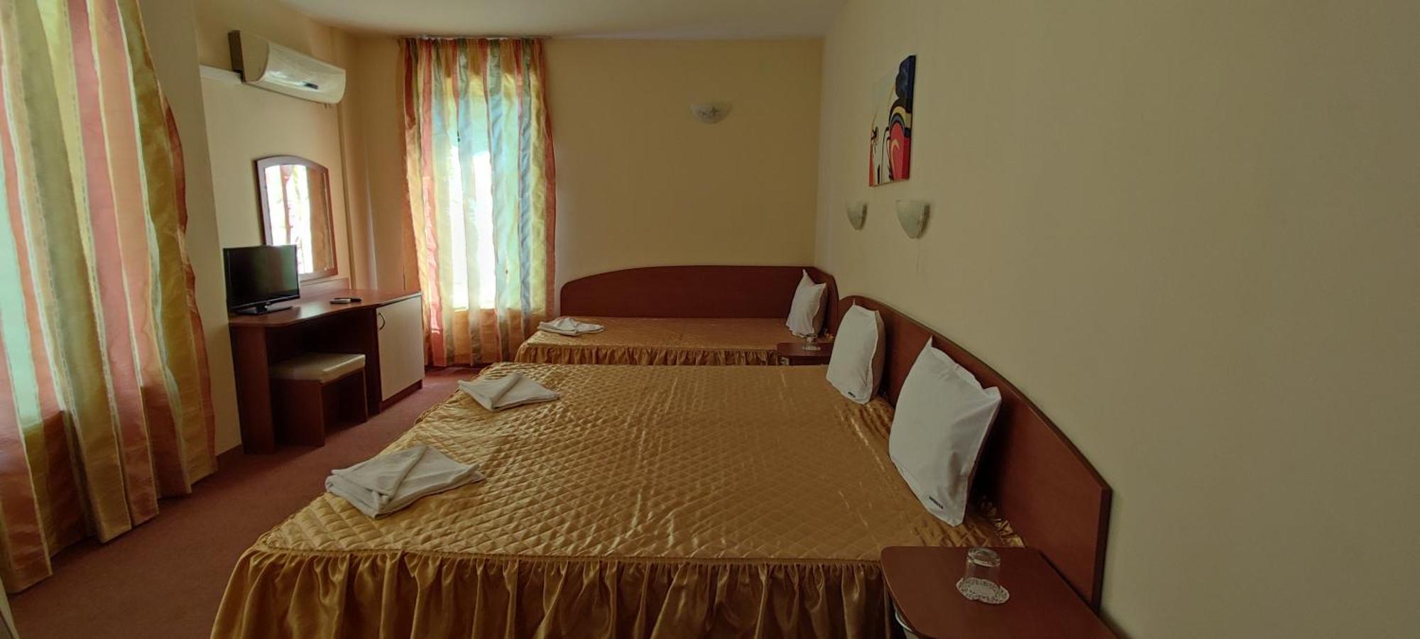 Family Hotel Mimosa Tsarevo Εξωτερικό φωτογραφία