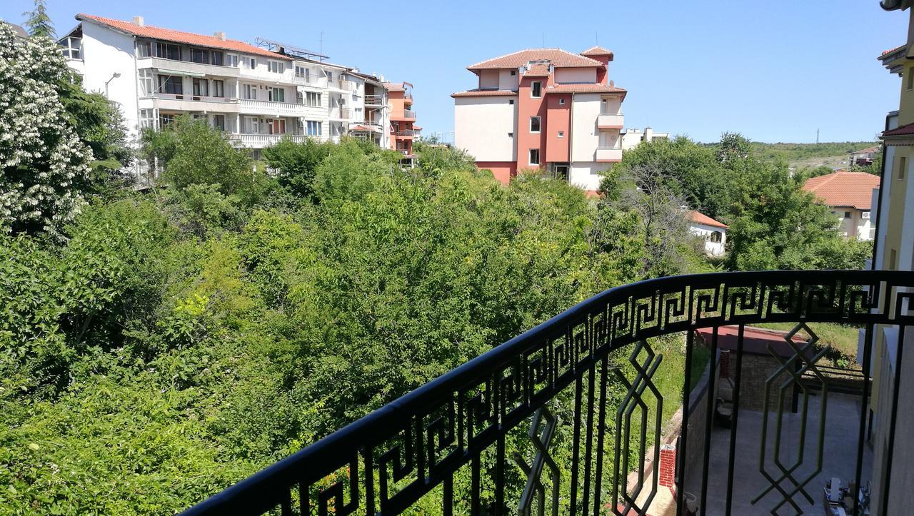 Family Hotel Mimosa Tsarevo Εξωτερικό φωτογραφία