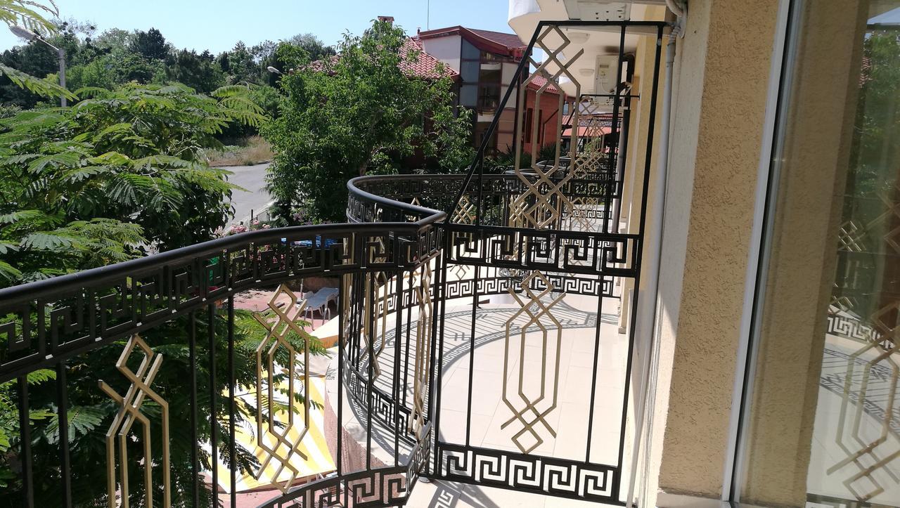Family Hotel Mimosa Tsarevo Εξωτερικό φωτογραφία