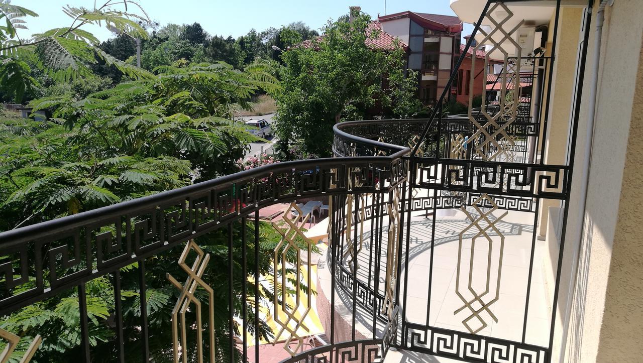 Family Hotel Mimosa Tsarevo Εξωτερικό φωτογραφία