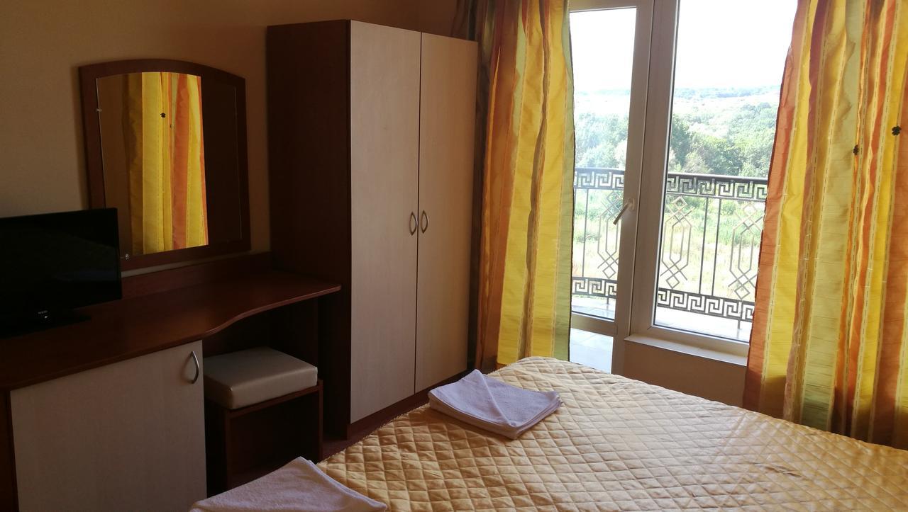 Family Hotel Mimosa Tsarevo Εξωτερικό φωτογραφία